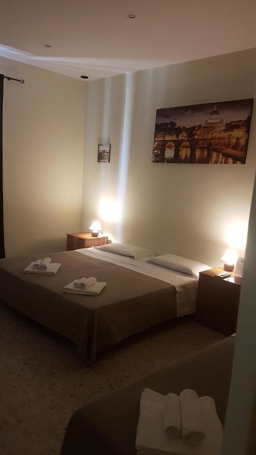 Hotel Domus Ferraro Roma Exterior foto