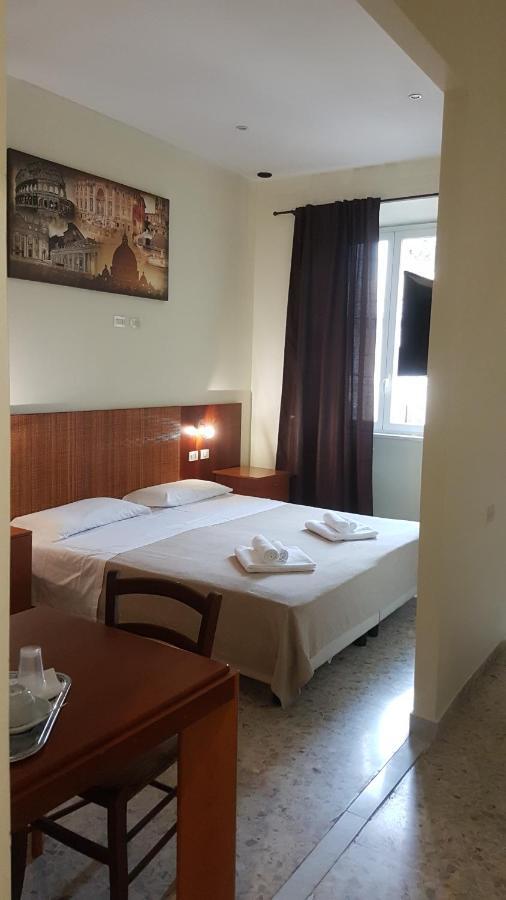 Hotel Domus Ferraro Roma Exterior foto